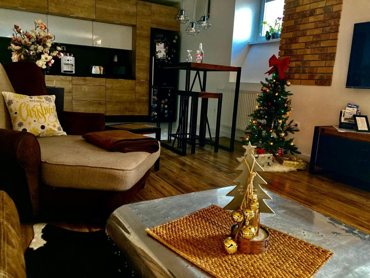 Underground Apartment Bratislava-Nivy ภายนอก รูปภาพ