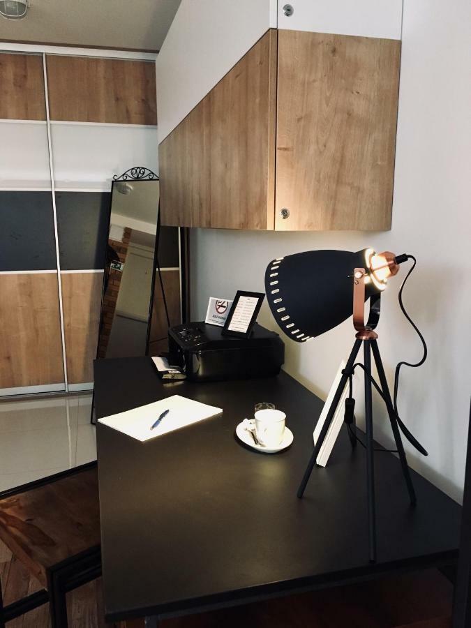 Underground Apartment Bratislava-Nivy ภายนอก รูปภาพ
